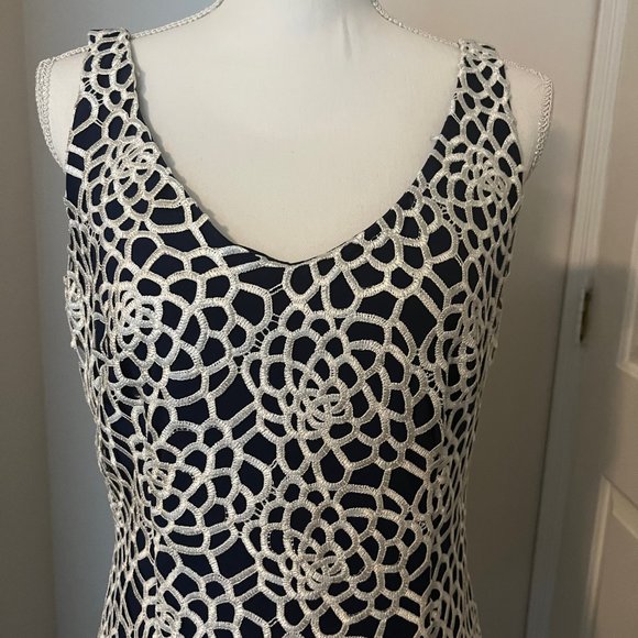 Lauren By Ralph Lauren Sleeveless Dress Size 8- Navy Blue/White Crochet Overlay - Picture 4 of 8